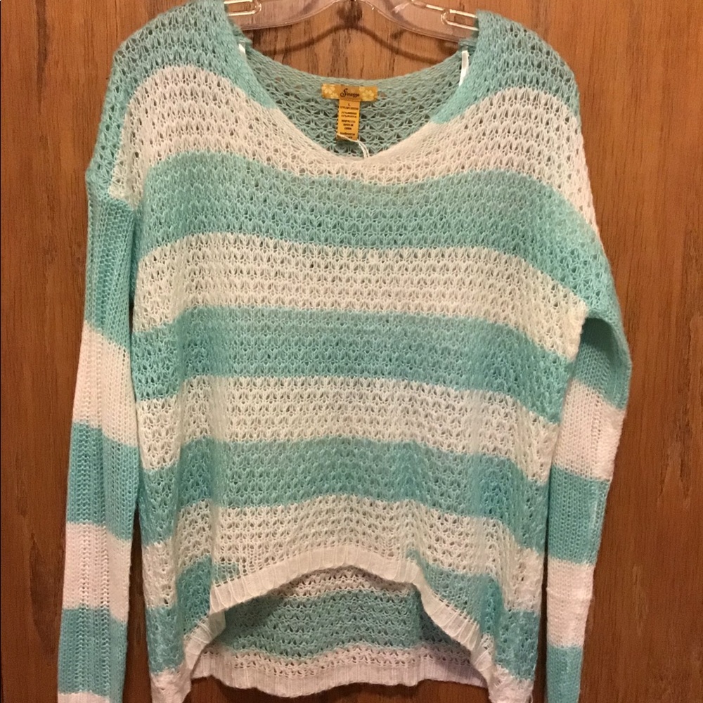 Finesse Hi/Low White/ Aqua Sweater - L